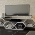 Umba TV Shelf